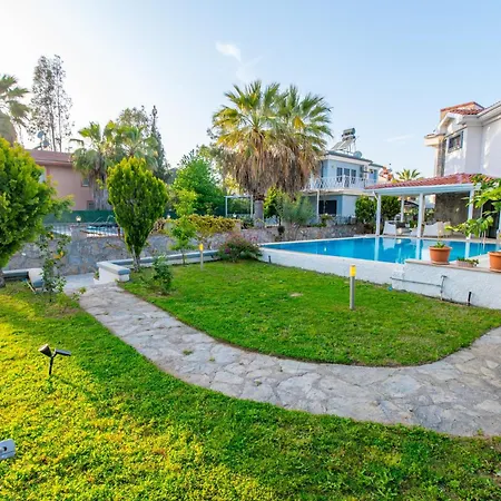 Kale Villa *